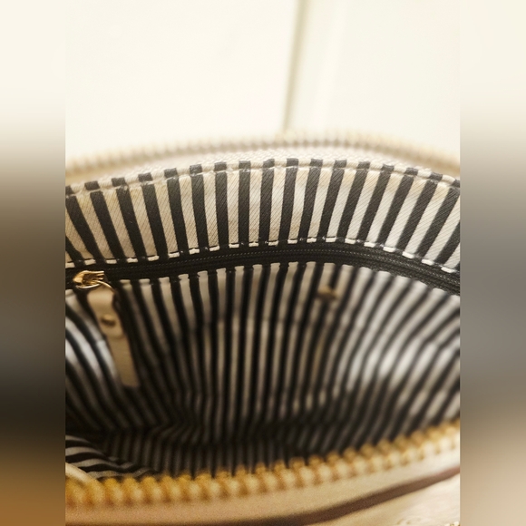 Kate Spade Cream Crossbody Bag - Picture 6 of 15